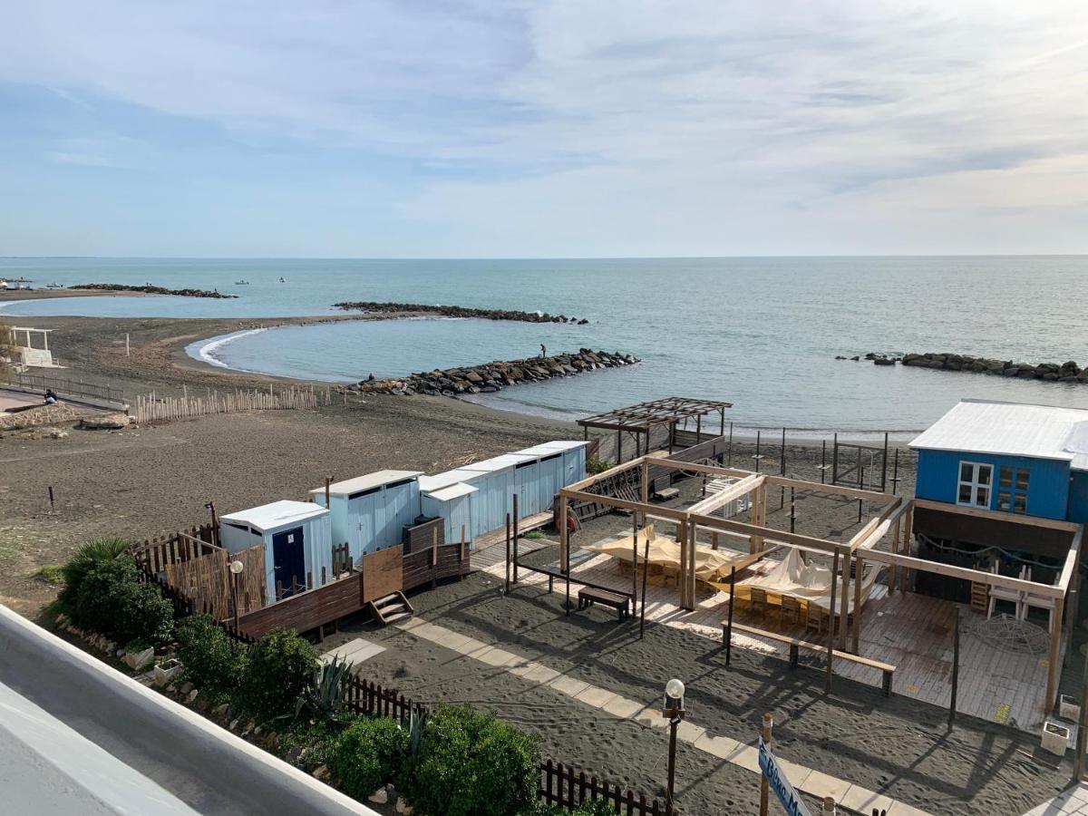 Roma Meraviglioso Attico Sul Mare Ладисполи Екстериор снимка